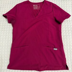 Cranberry Figs Casma Three Pocket Scrub Top